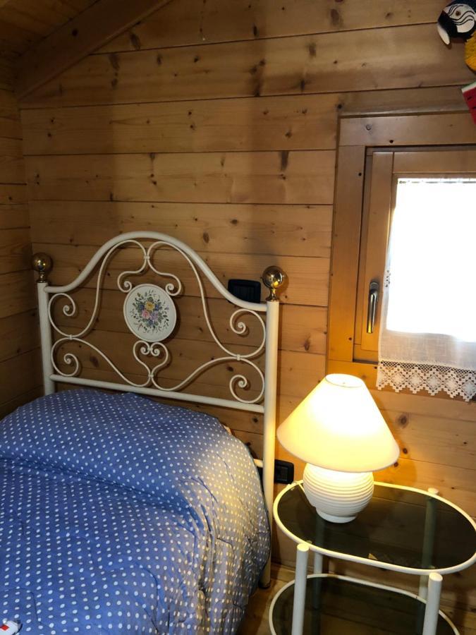 Chalet B&B Laghetti Martina Crevalcore Екстериор снимка
